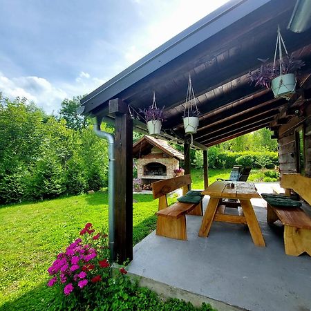 Holiday Home The Hive Slunj Buitenkant foto