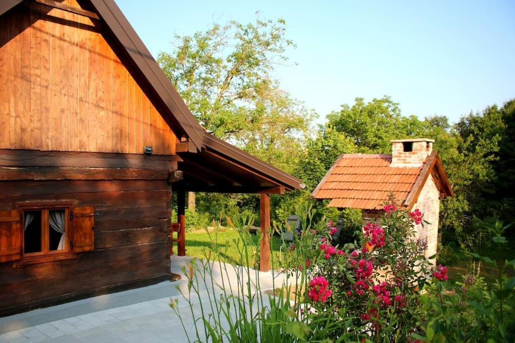 Holiday Home The Hive Slunj Buitenkant foto