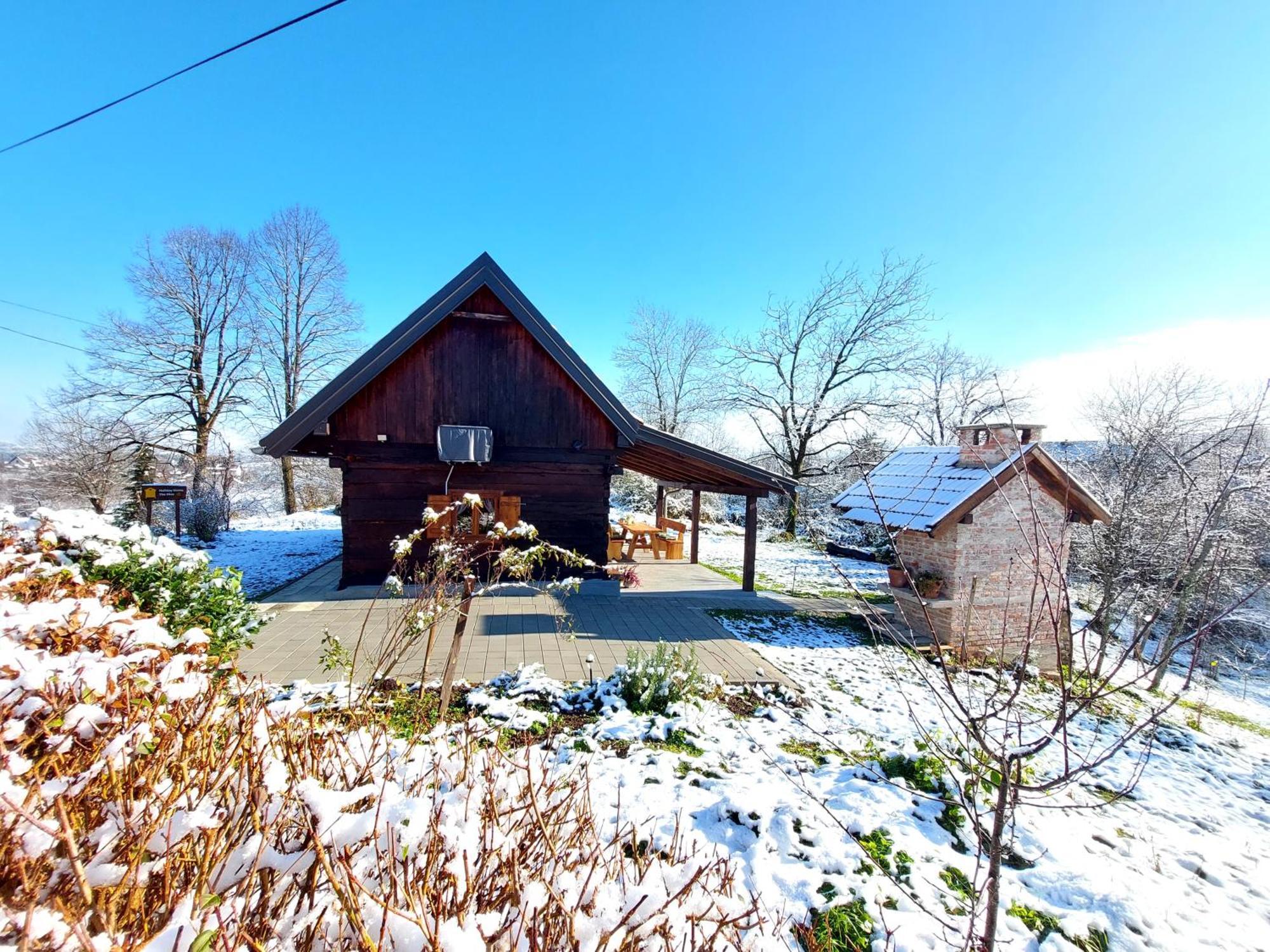 Holiday Home The Hive Slunj Buitenkant foto