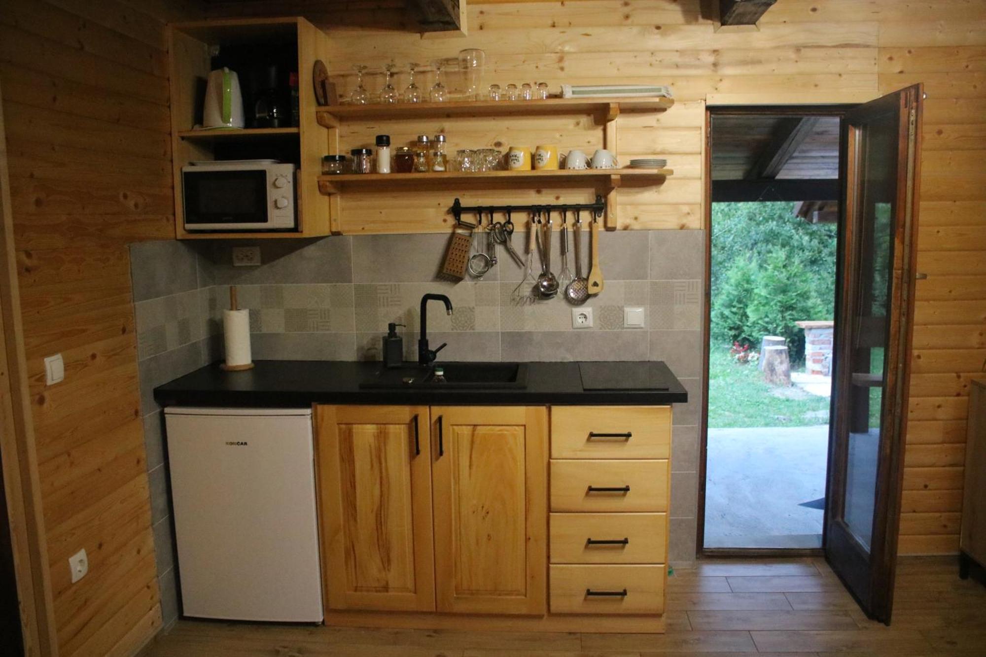 Holiday Home The Hive Slunj Buitenkant foto